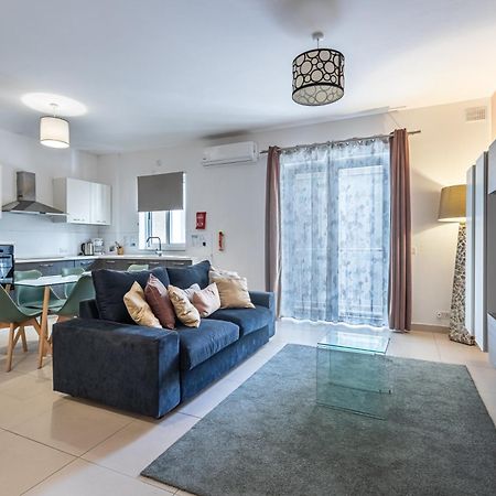 St Julians - Balluta 2 Bedroom Apartment Saint Julian's Ngoại thất bức ảnh