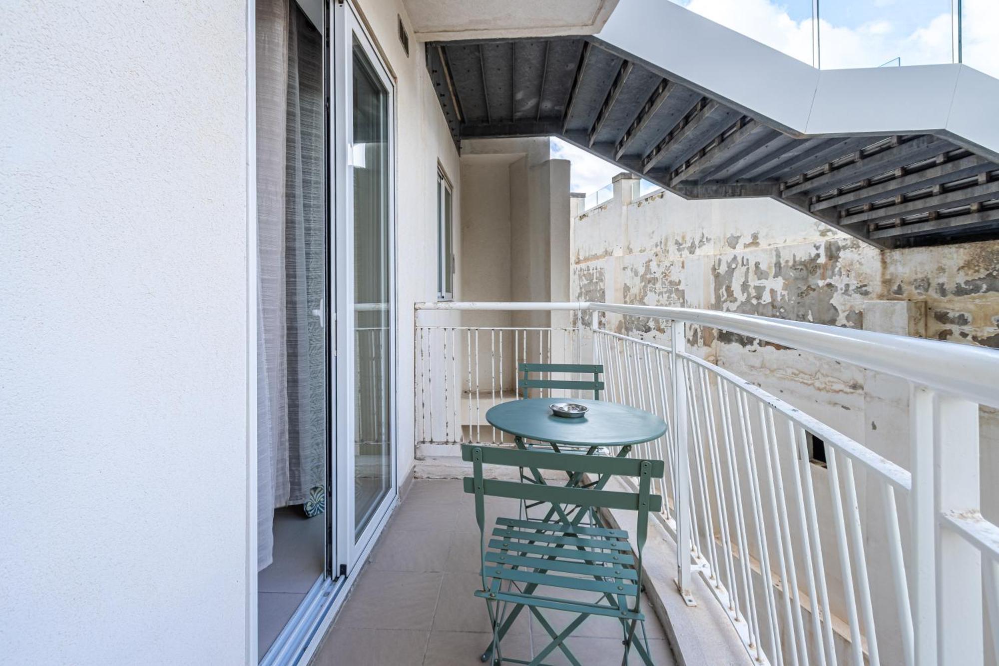 St Julians - Balluta 2 Bedroom Apartment Saint Julian's Ngoại thất bức ảnh